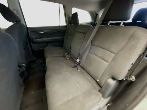 Used 2017 Honda Pilot LX image 14