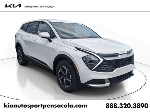 Used 2024 Kia Sportage LX image 1