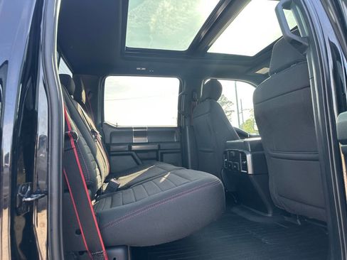 Used 2018 Ford F150 XLT w/ Equipment Group 302A Luxury image 4