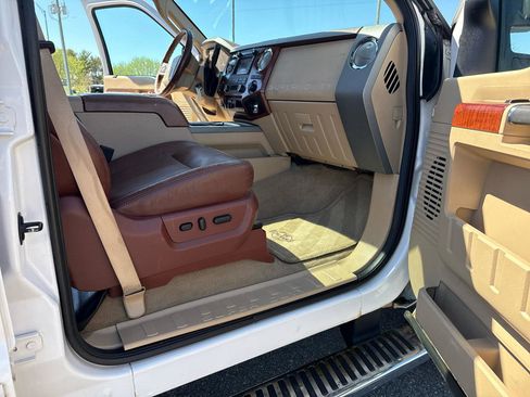 Used 2011 Ford F350 King Ranch w/ King Ranch w/Chrome Pkg AWD/4WD image 34