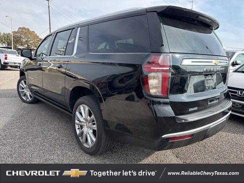 Used 2021 Chevrolet Suburban High Country w/ Premium Package 2 image 5