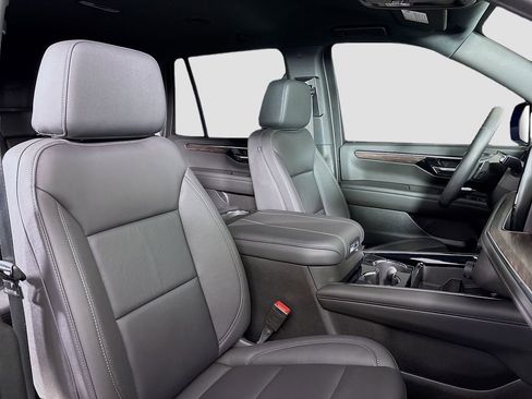 Certified 2025 Chevrolet Tahoe LT w/ Comfort Package image 34