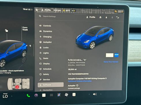 Used 2023 Tesla Model Y Long Range image 36