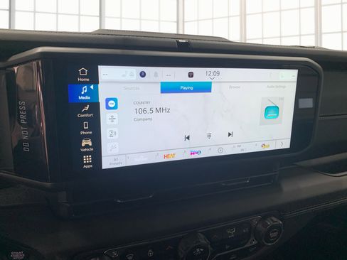 New 2025 Jeep Wrangler Sahara w/ Safety Group image 13