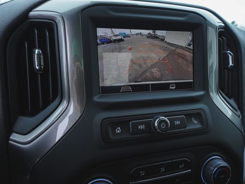 Used 2025 Chevrolet Silverado 1500 W/T w/ WT Value Package image 16