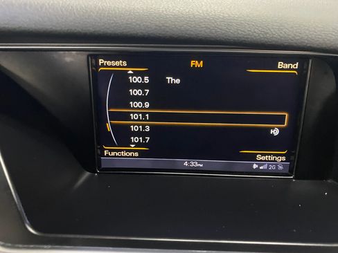 Used 2016 Audi A4 Premium Plus w/ Technology Package image 20