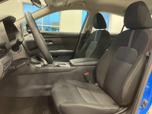 Used 2025 Nissan Sentra SV image 10