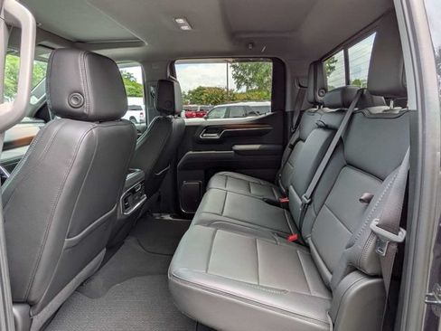 Used 2024 GMC Sierra 1500 Denali w/ Denali Reserve Package AWD/4WD image 16