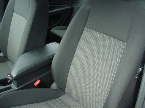 Used 2021 Volkswagen Jetta S w/ Driver Assistance Package image 10