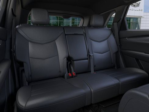 New 2025 Cadillac XT5 Luxury image 17