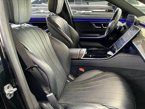 Certified 2022 Mercedes-Benz S 500 4MATIC w/ AMG Line Package image 9