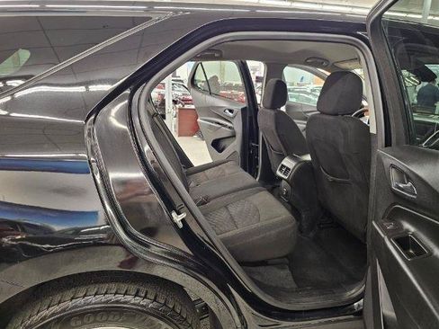 Used 2021 Chevrolet Equinox LT AWD/4WD image 11