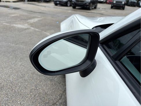 Used 2022 MAZDA MX-5 Miata RF Grand Touring RWD image 17