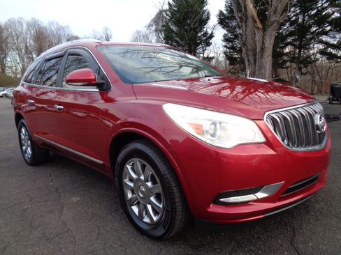 Used 2013 Buick Enclave Leather image 3