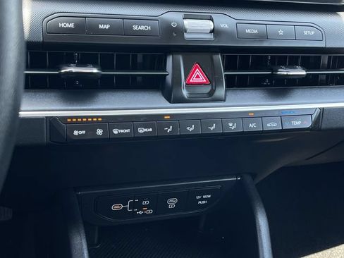 Used 2025 Kia K4 FWD image 18