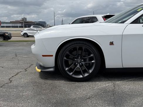 Used 2023 Dodge Challenger R/T Scat Pack w/ Plus Package RWD image 9