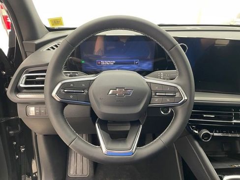 New 2026 Chevrolet Traverse LT w/ Midnight/Sport Edition AWD/4WD image 12
