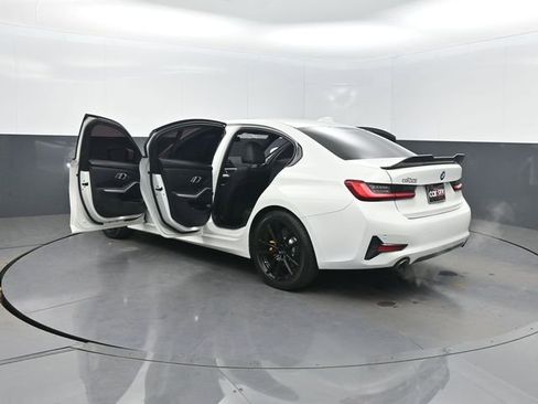 Used 2020 BMW 330i Sedan w/ Convenience Package RWD image 37