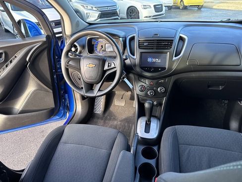 Used 2016 Chevrolet Trax LS image 16