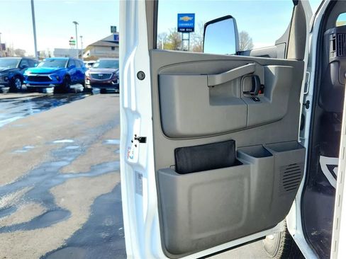 New 2025 Chevrolet Express 3500 w/ Power Convenience Package RWD image 34
