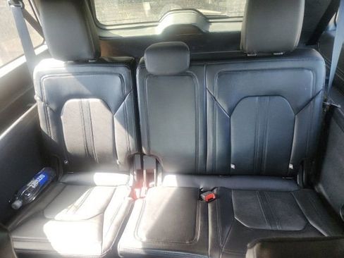 Used 2021 Ford Expedition Max Limited AWD/4WD image 12