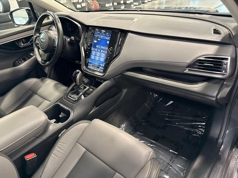 Used 2025 Subaru Outback Onyx Edition XT w/ Popular Package #2 AWD/4WD image 18