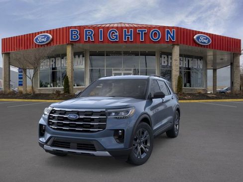 Used 2026 Ford Explorer Active w/ Active Comfort Package AWD/4WD image 4