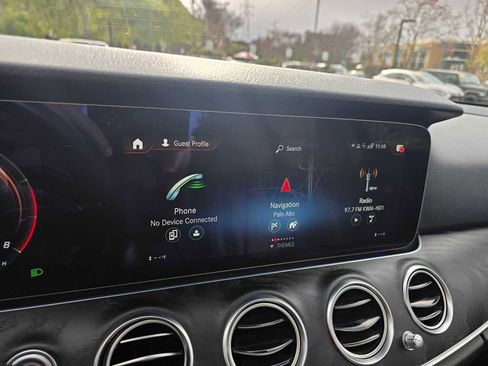 Used 2022 Mercedes-Benz E 350 Sedan image 29