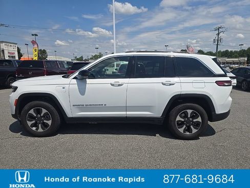 Used 2024 Jeep Grand Cherokee Limited 4xe AWD/4WD image 2