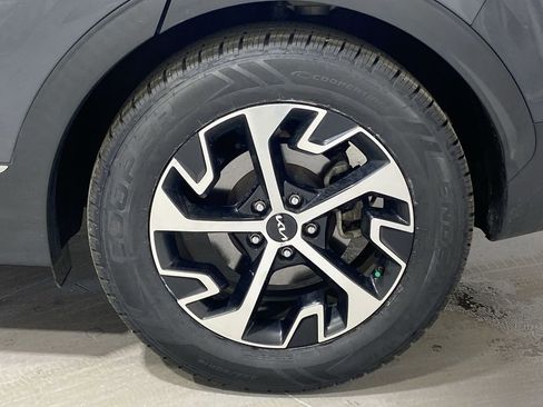 Used 2023 Kia Sportage EX image 30