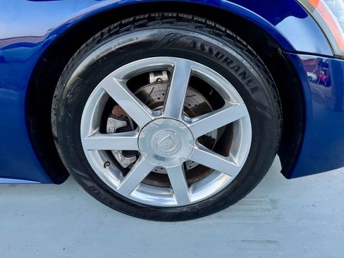 Used 2006 Cadillac XLR image 11