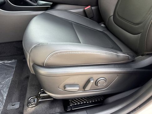 New 2026 Hyundai Tucson Limited FWD image 11