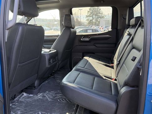 Used 2022 Chevrolet Silverado 1500 LT Trail Boss w/ LT Trail Boss Premium Package image 15