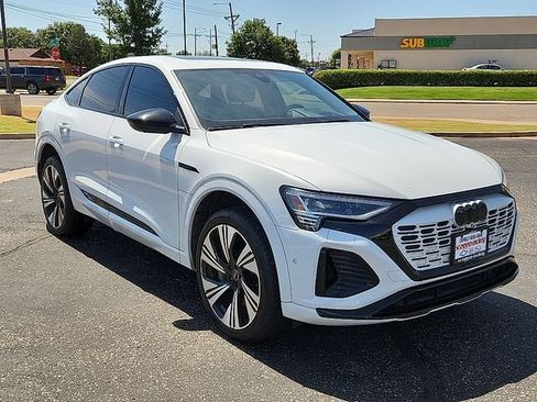 Used 2024 Audi Q8 e-tron Prestige w/ Prestige Package AWD/4WD image 6