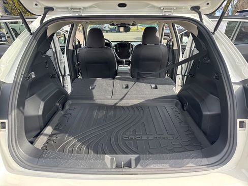 Used 2024 Subaru Crosstrek 2.0i Premium w/ Crosstrek Mirror Package image 17