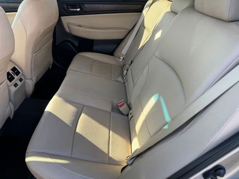 Used 2016 Subaru Outback 2.5i Limited image 11