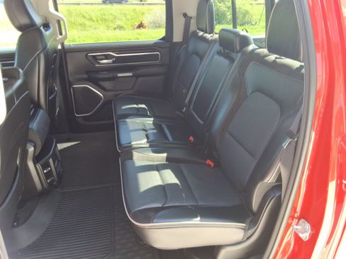 Used 2022 RAM 1500 Laramie AWD/4WD image 32
