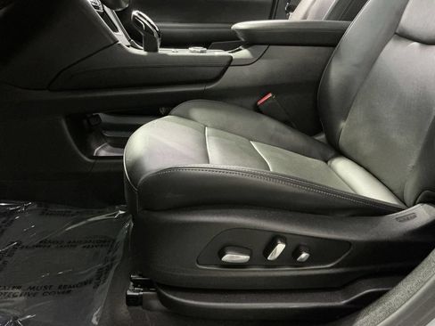 Used 2024 Cadillac XT6 Premium Luxury AWD/4WD image 15