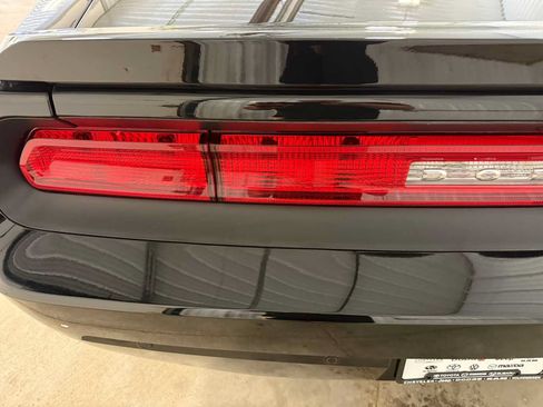 Used 2013 Dodge Challenger R/T RWD image 17
