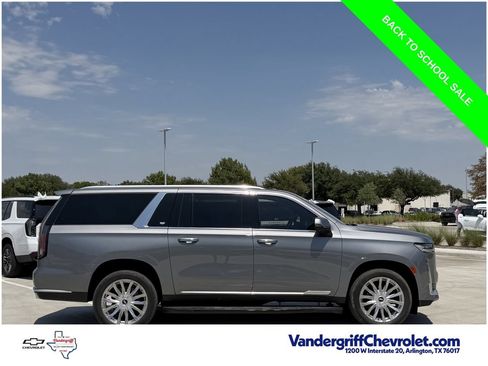 Used 2021 Cadillac Escalade ESV Premium Luxury AWD/4WD image 3