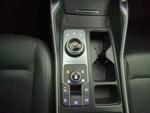 Used 2023 Kia Sorento EX image 29