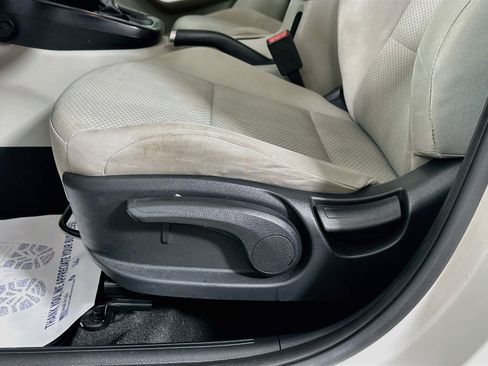 Used 2020 Kia Soul LX FWD image 18