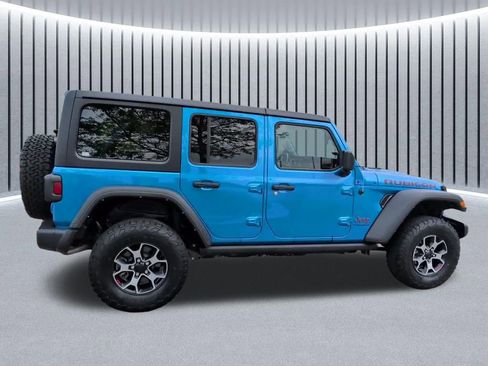 Used 2023 Jeep Wrangler Unlimited Rubicon w/ Cold Weather Group AWD/4WD image 6
