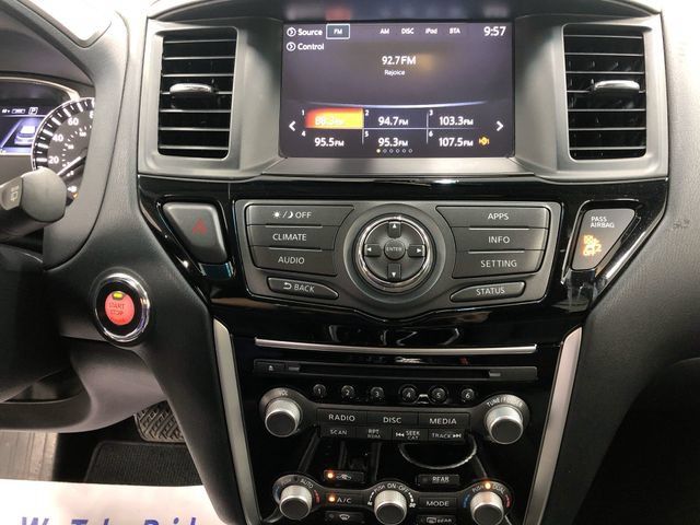 Used 2017 Nissan Pathfinder SV AWD/4WD image 20