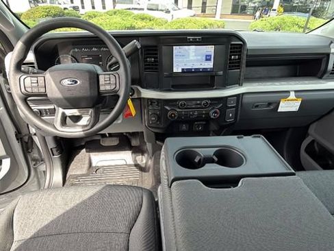 New 2026 Ford F350 XL w/ XL Off-Road Package AWD/4WD image 19