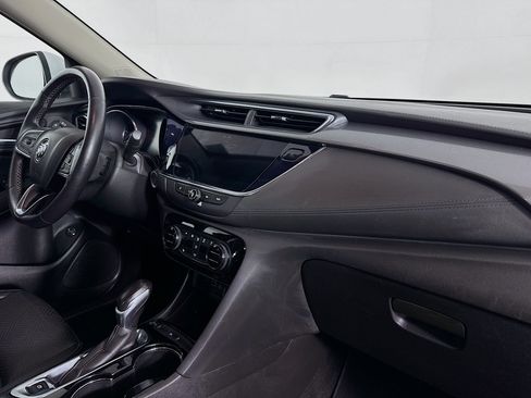 Used 2022 Buick Encore GX Essence FWD image 28