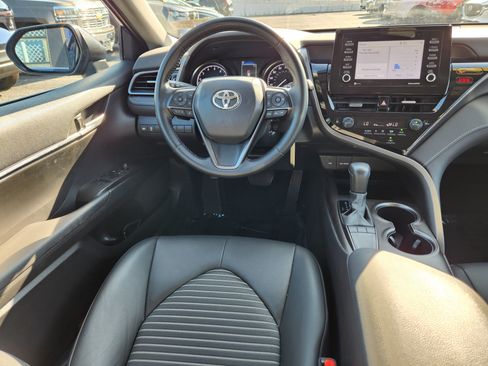 Used 2024 Toyota Camry SE FWD image 13