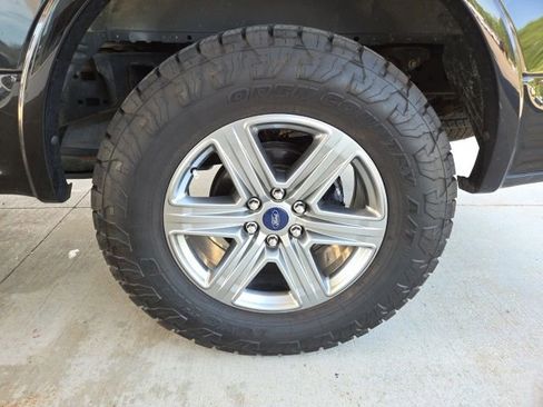 Used 2019 Ford F150 Lariat w/ Equipment Group 502A Luxury AWD/4WD image 77