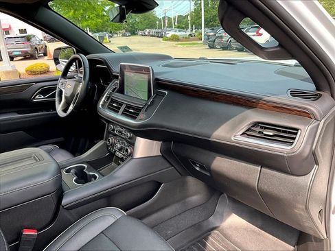 Used 2023 Chevrolet Tahoe Premier w/ Premium Package 2 AWD/4WD image 14
