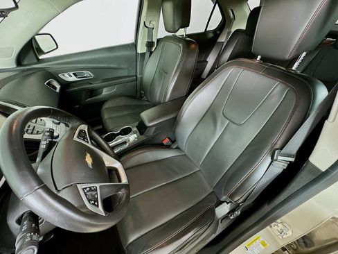 Used 2016 Chevrolet Equinox LTZ w/ Enhanced Convenience Package FWD image 33